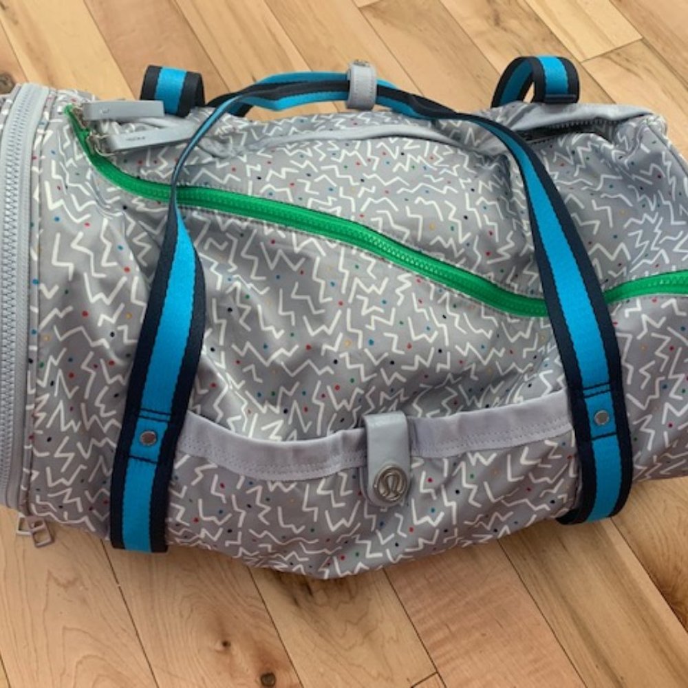 Lululemon Seawheeze Duffel Bag -NEW with Tags